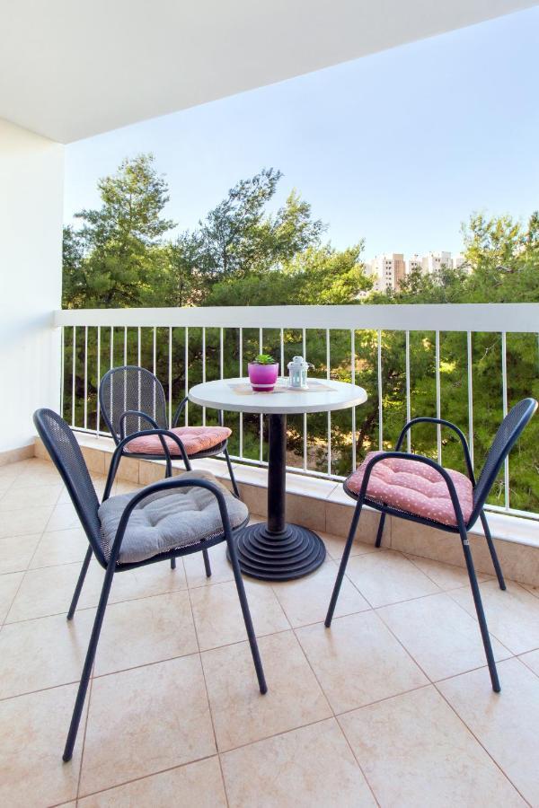 Amari Apartament *